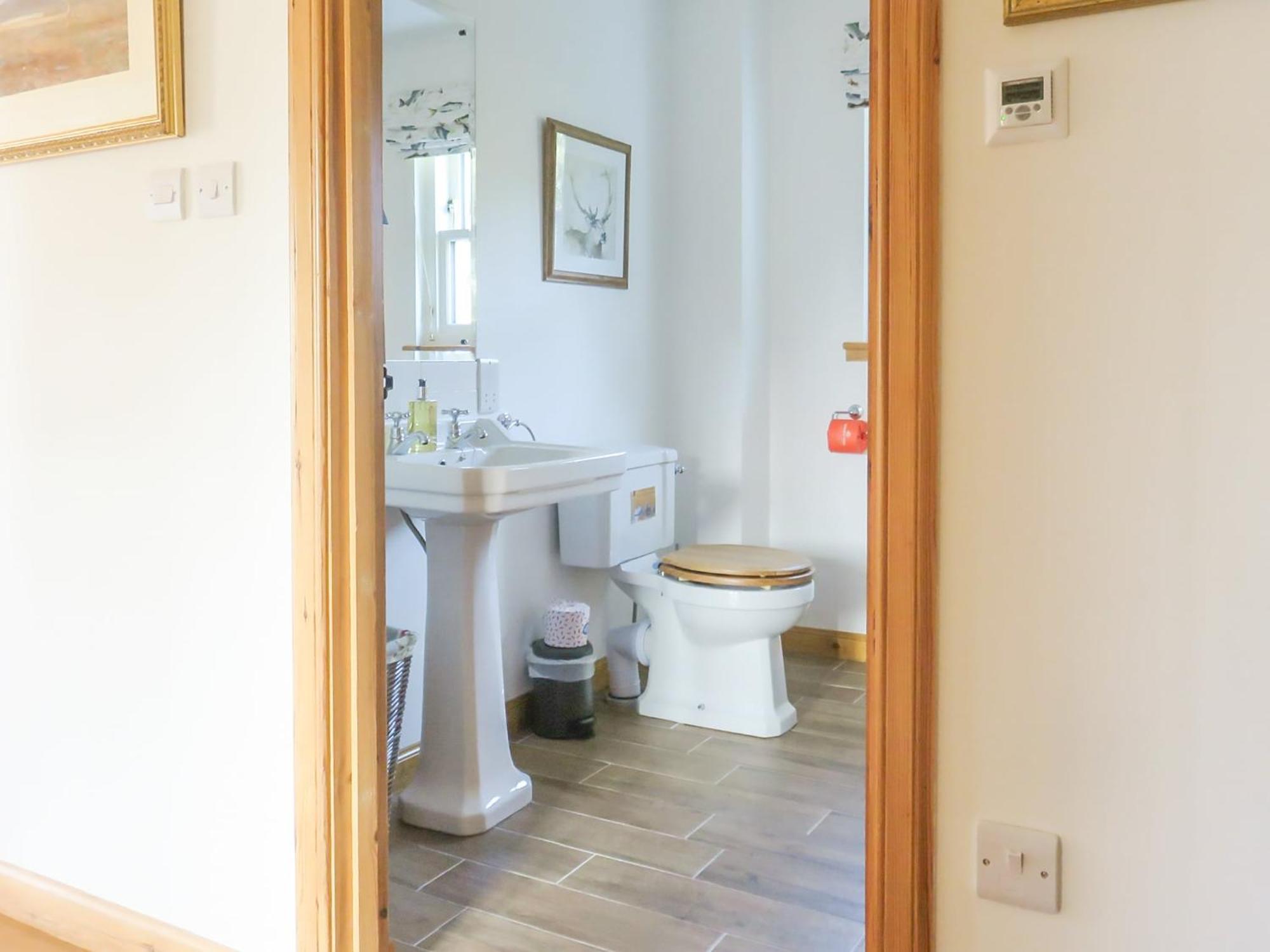 Tummel Cottage Foss Екстер'єр фото
