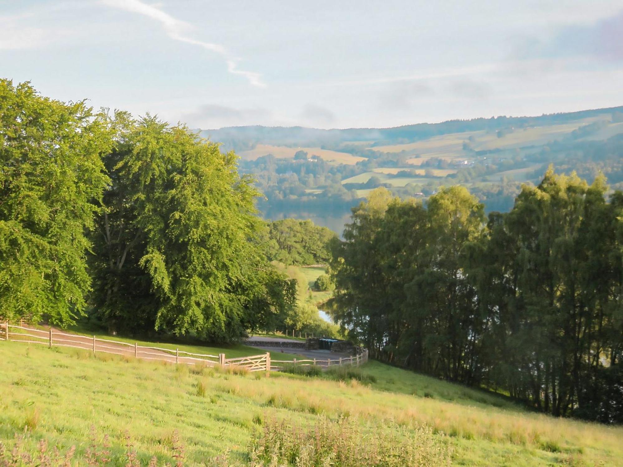 Tummel Cottage Foss Екстер'єр фото
